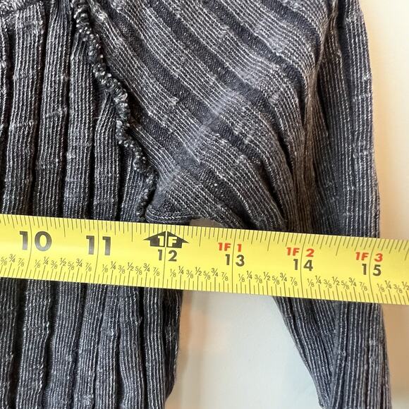 Free People Womens Shirt Grey Meant to Be Tee Ribbed Cropped Size Medium - Picture 5 of 6